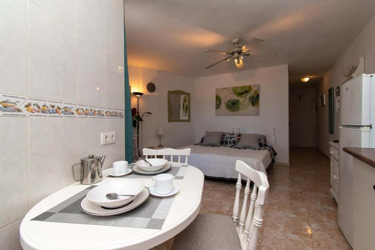 Parque Santiago II 269 - Studio With Sea And Pool Views Playa de las Américas Exterior foto